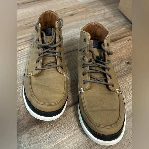 Olukai Nalukai Kapa Boot Chukka Ankle Brown Tan
Boots Mens Size 8.5 - Picture 1 of 5